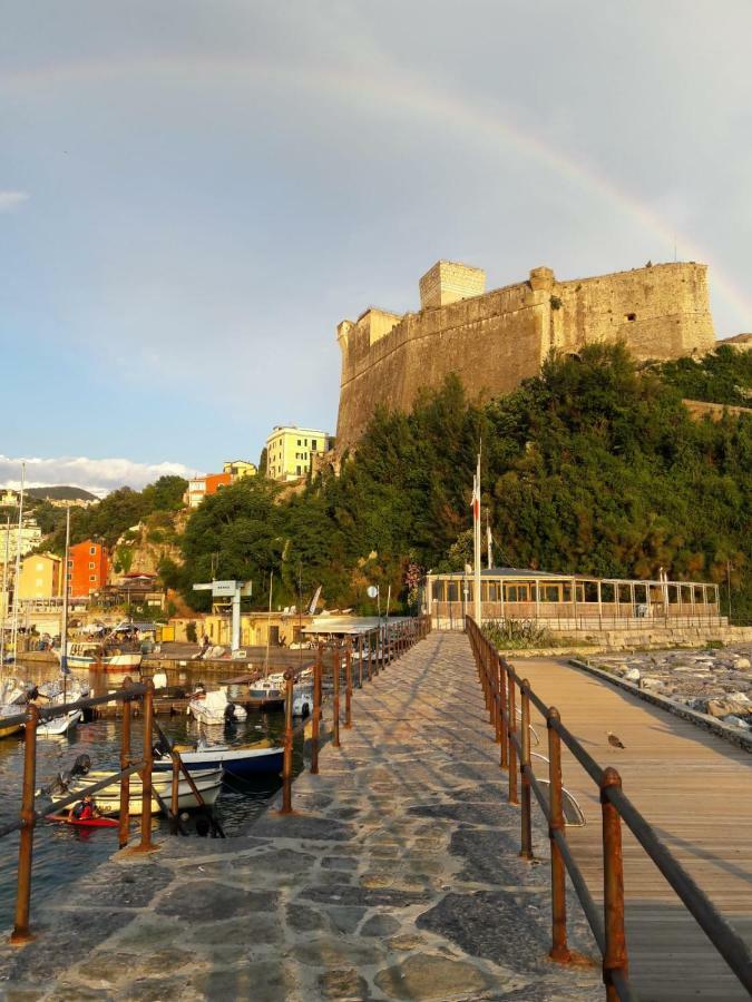 Villa Casa A Lerici Nell'Antico Borgo Exterior foto